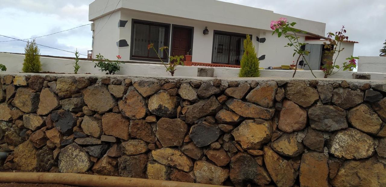 Casa Victoria Guest House La Galga Luaran gambar